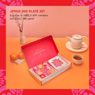 Uniqlo CNY FREE Joyous Duo Plate Set Promotion (6 Jan 2023 - 20 Jan 2023)